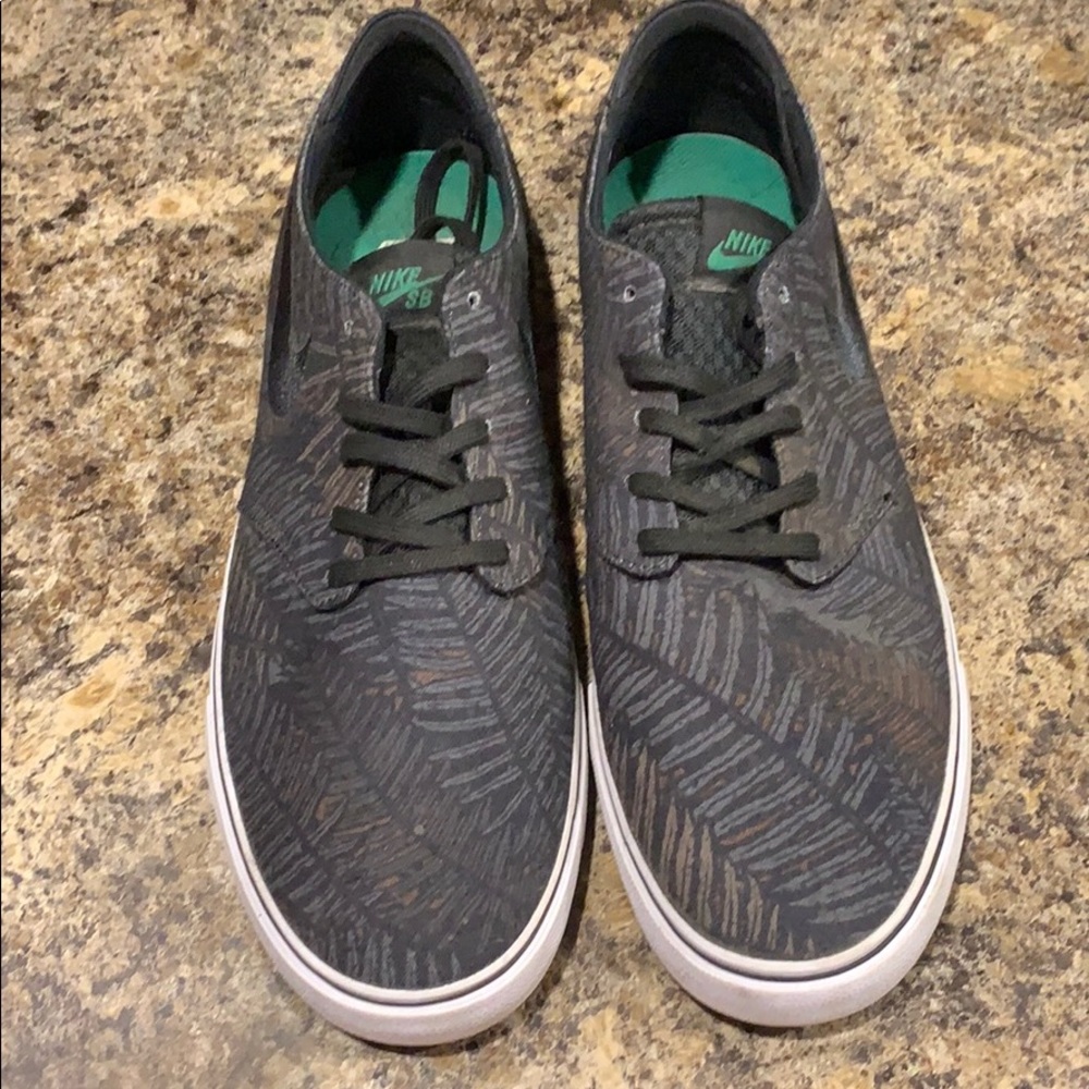 Nike SB